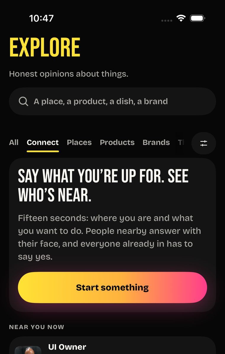 The Connect tab in the app: a plan from UI Owner reading “Padel at seven, two courts booked, need two more”, in Chiado, Lisbon, with two of four people in.